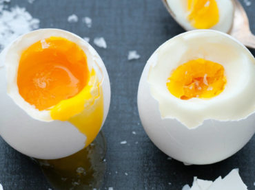 Eggs attenuate postprandial hyperglycemia